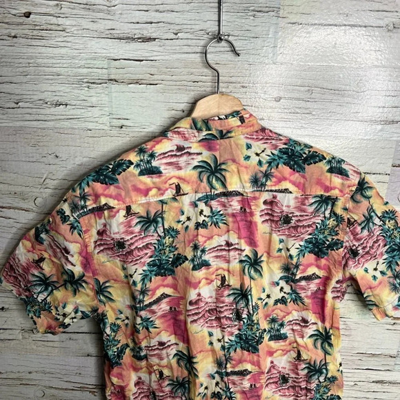 Billabong floral button down shirt men’s  tee size small pink - Picture 8 of 8